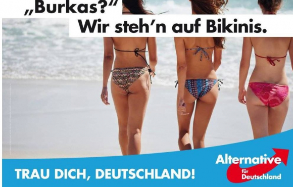 Campaña burkas-bikinis