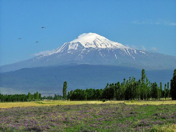 Fotografía del Monte Ararat en Turquía.