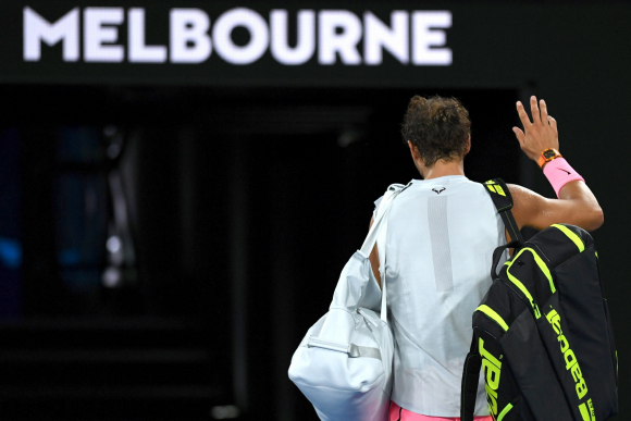 Imagen de Rafael Nadal tras su retirada del Open de Australia 2018.