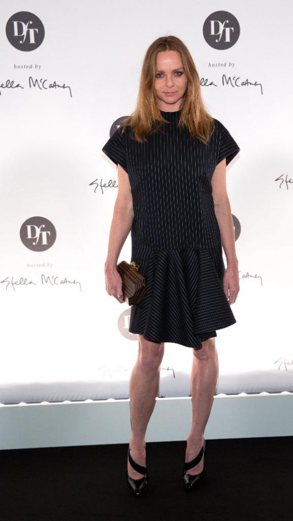 Stella McCartney propone una moda de cómoda elegancia en París