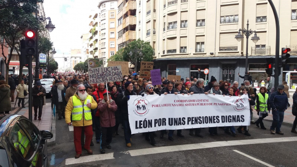 Manifestación por las pensiones en León (EP)