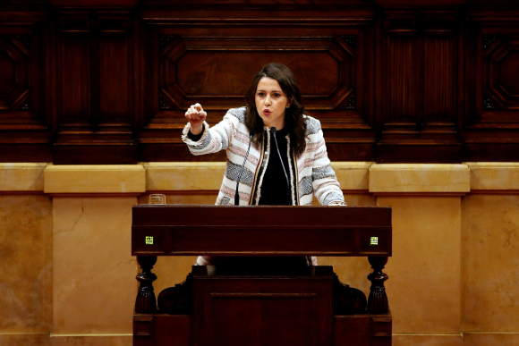La líder de Ciudadanos, Inés Arrimadas, durante su intervención (EFE/Alberto Estévez)