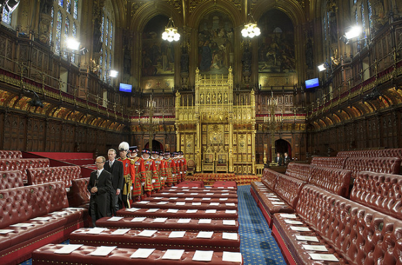 La Cámara de los Lores suele sufrir goteras / Roger Harris-House of the Lords