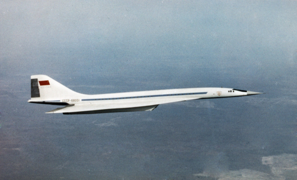El Túpolev Tu-144 realizó su vuelo de prueba en 1968, antes que el Concorde.