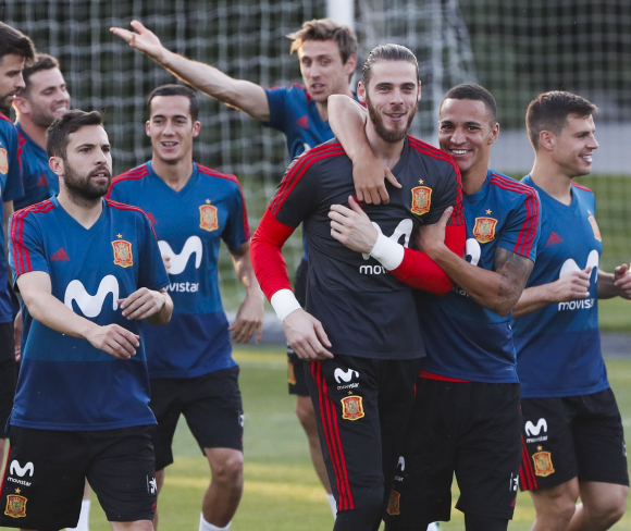 España prepara el partido ante Rusia