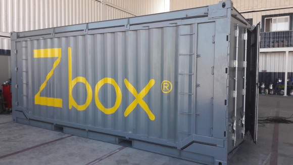 El ZBox ocupa plegado una quinta parte de un contenedor normal.