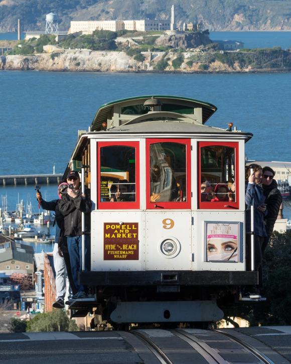 Tranvía para visitar Alcatraz.
