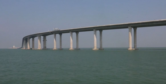 Puente más largo del mundo marítimo