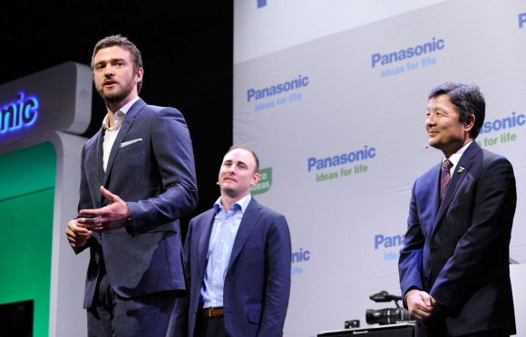 El artista y empresario, Justin Timberlake, durante la presentación de un aplicación de MySpace TV para Panasonic.