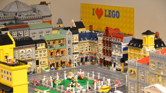 I love Lego