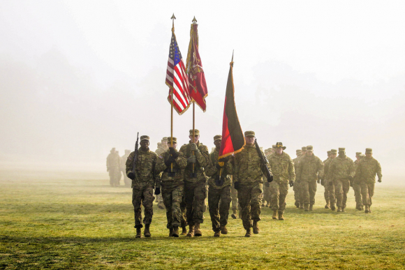 Soldados americanos en un desfile en Alemania