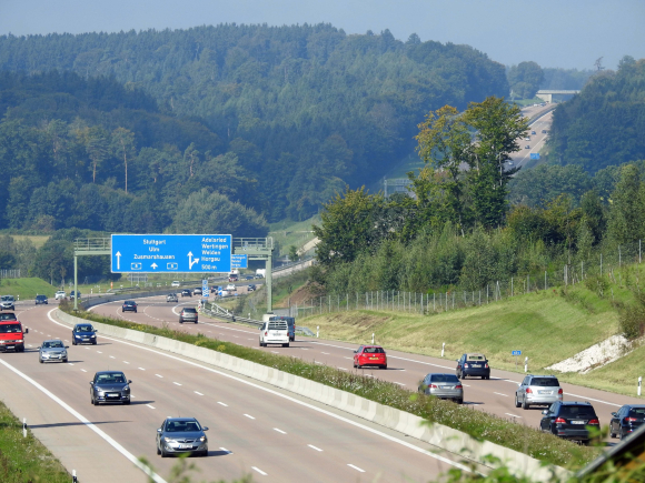 La A8 es una de las más bellas autopistas alemanas. / Flodur63