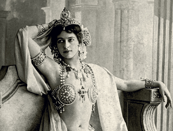Mata Hari en 1906, la 'mujer fatal' por excelencia.