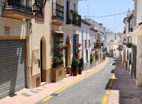 Pavimentación de 17 calles en Estepona 3,1 millones.