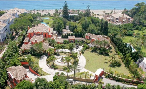 Vista aérea del complejo Casa Loriana; Marbella.