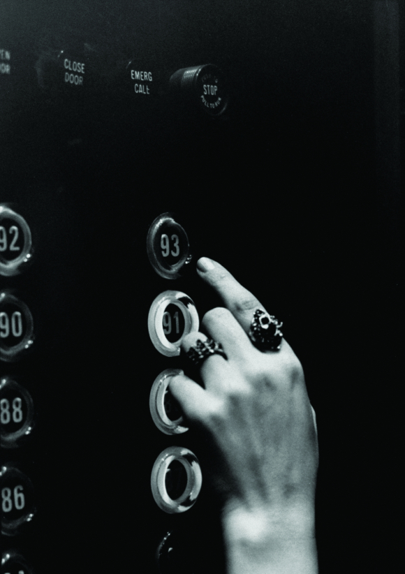 panel de botones en el ascensor de Chicago