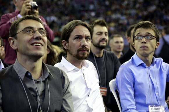Iglesias junto a Monedero y Errejón, tres de los fundadores de Podemos