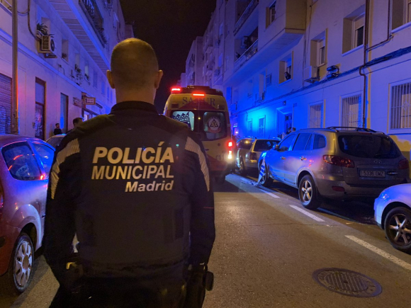 Una mujer de 40 años, herida de bala en la cabeza en plena calle de Madrid