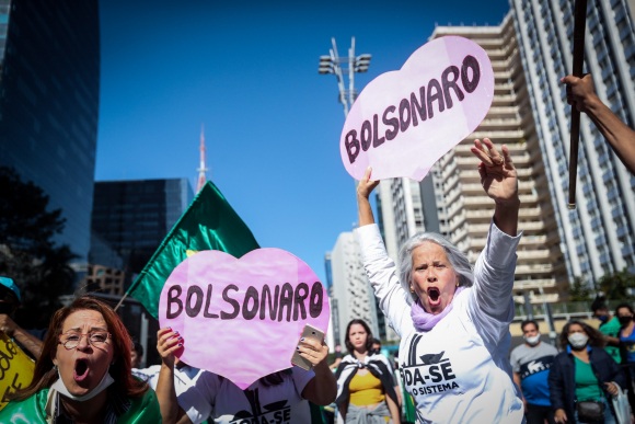 Manifestantes a favor del presidente Jair Bolsonaro. / EFE