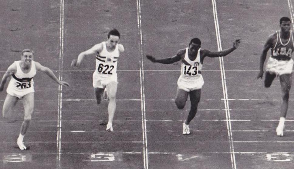Final olímpica de 100 metros de 1960. (De izquierda a derecha) Armin Hary, Peter Radford, Enrique Figuerola, Ray Norton, Frank Budd y Dave Sime