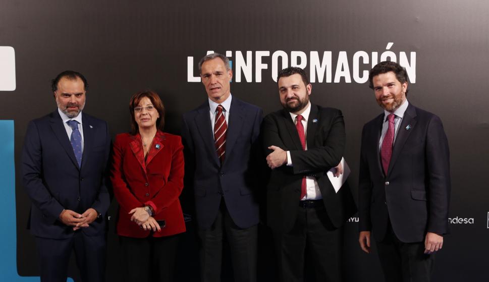 (De izq a dcha) Fernando de Yarza, Marisa Navas, Silvio González Moreno (Presidente de Atresmedia), Daniel Toledo e Íñigo de Yarza
