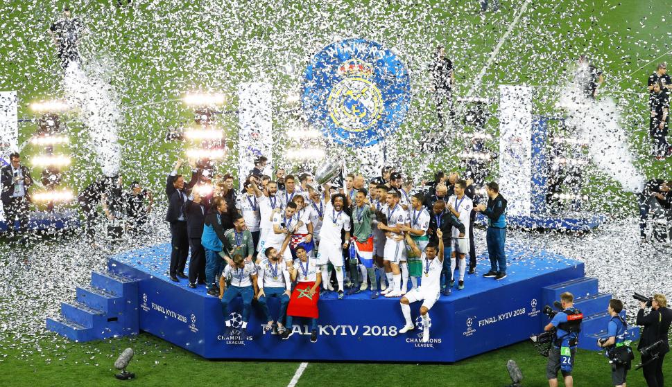 Los jugadores del Real Madrid celebran la Champions (EFE / EPA / ROBERT GHEMENT)
