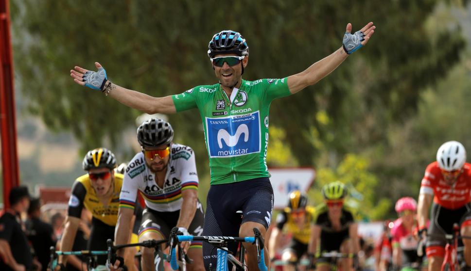 El español Alejandro Valverde (Movistar) tras ganar la octava etapa de la Vuelta disputada entre Linares y Almadén. EFE/Manuel Bruque
