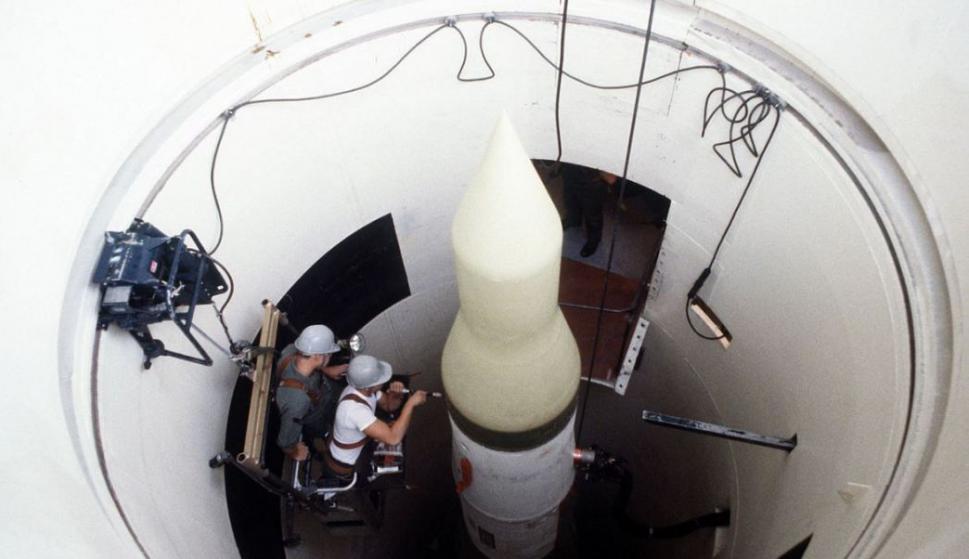Un misil nuclear Minuteman II en su silo. (Wikipedia/archivo)
