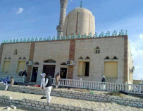 Egipto sufre el peor ataque de su historia en una de sus mezquitas