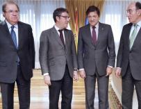 Reunión de Nadal (segundo por la izquierda) con presidentes autonómicos y con el presidente de Iberdrola.