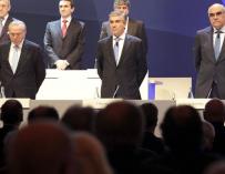 De izquierda a derecha: Isidro Fainé, Francisco Reynés y Salvador Alemany en una junta de Abertis.