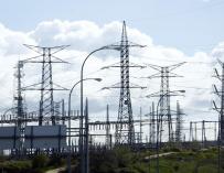 La demanda de energía eléctrica desciende un 3,2% en julio, según REE