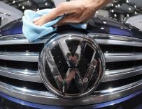 Volkswagen llamará a revisión 384.181 vehículos en China por riesgo en su DGS