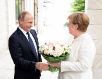 Merkel ha estado con Putin antes de visitar China