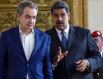 El expresidente del Gobierno español José Luis Rodríguez Zapatero se reunió con el presidente venezolano, Nicolás Maduro (EFE/Cristian Hernández)
