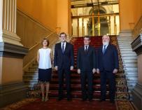 García Tejerina y Nadal junto a Rajoy y al comisario Arias Cañete (derecha).