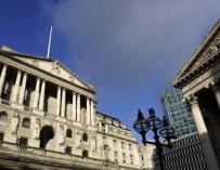 El Banco de Inglaterra mantiene intacta su política con los tipos en mínimos