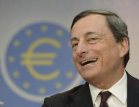 El presidente del Banco Central Europeo (BCE), Mario Draghi, comparece en una rueda de prensa ofrecida en Fráncfort (Alemania).