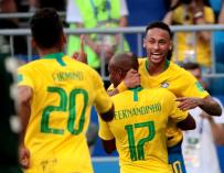 Neymar celebra el primer gol a Brasil. /EFE