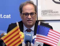 Quim Torra en una rueda de prensa con periodistas españoles en Washington
