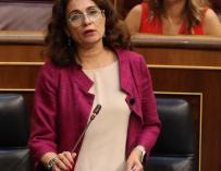 La ministra de Hacienda, María Jesús Montero, durante su intervención en el pleno del Congreso (EFE)