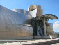 El Museo Guggenheim acoge este miércoles y jueves la performance 'Roses & Beans' dentro del Dantzaldia