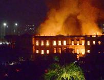 Un incendio arrasa el Museo Nacional de Brasil