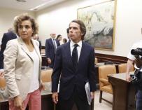 Casado, García Egea y Montserrat arropan a Aznar ante la comisión del Congreso que investiga 'la caja b' del PP