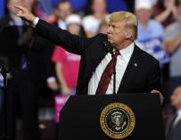 El presidente de los Estados Unidos, Donald J. Trump, durante un mitin en el JQH Arena de Springfield, Misuri (EFE / EPA / DAVE KAUP)