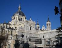 Javier Fernández asistirá este lunes al funeral de Estado en la Catedral de La Almudena