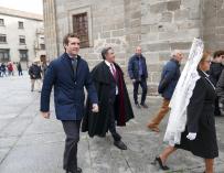 Pablo casado accede a la Catedral de Ávila