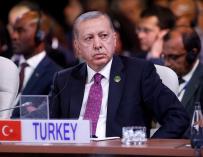 El presidente turco, Recep Tayyip Erdogan, en la cumbre de los jefes de Estado de los BRICS en Johannesburgo, el 27 de julio de 2018 (EFE/ Mike Hutchings)