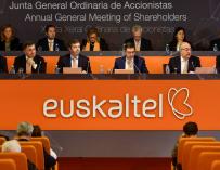 Junta general de accionistas de Euskaltel celebrada en junio pasado.   MIGUEL TOÑA EFE