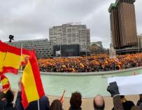 Concentración en la Plaza de Colón (Madrid) bajo el lema 'Por una España unida' (Foto: Europa Press)